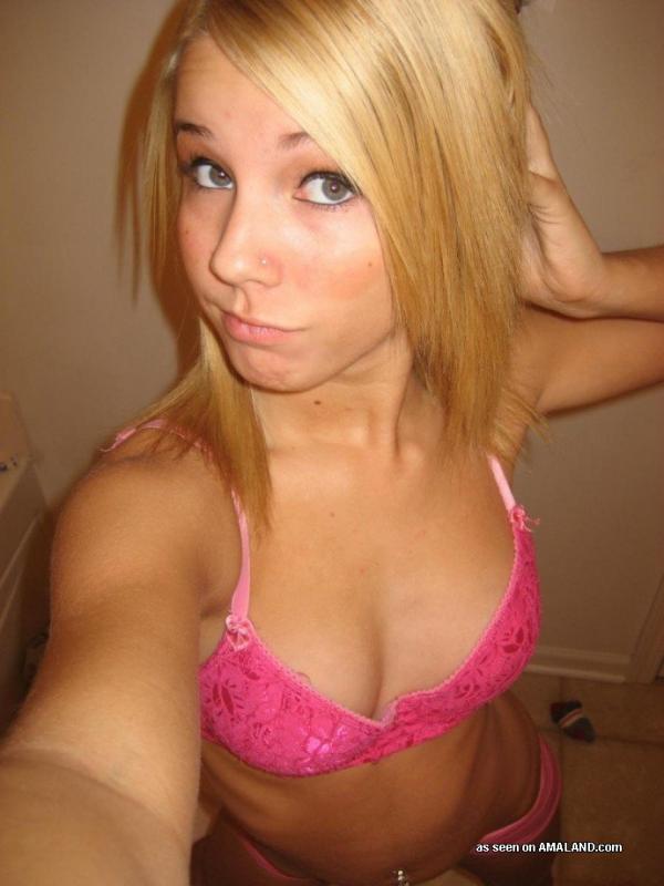 Pink Lingerie Blue-Eyed Blonde Shows Her Big Tits - YOUX.XXX
