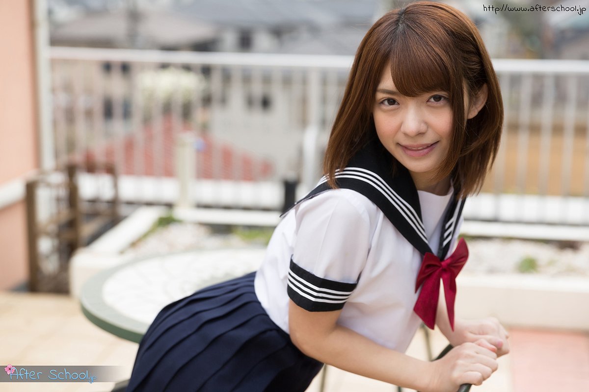 Japanese Schoolgirl Upskirt School Uniform
